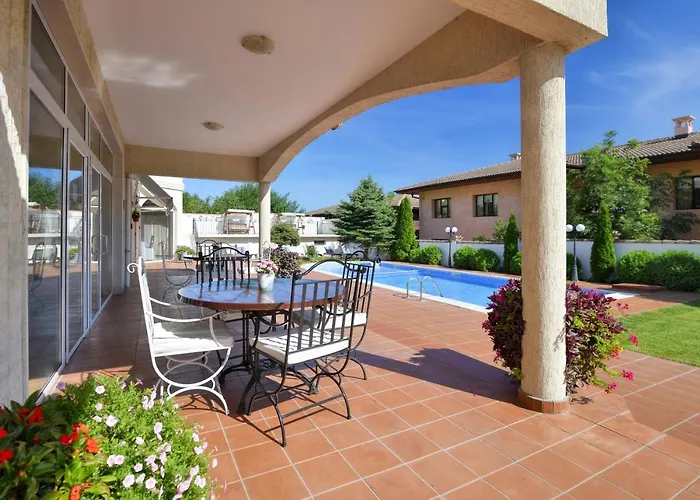 Hotel Alekta - Free Parking Varna