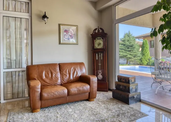 Alekta - Free Parking Hotel 3*