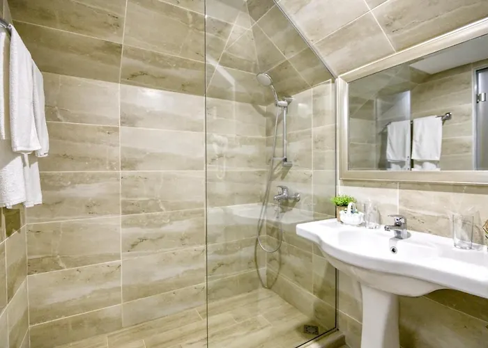 Alekta - Free Parking 3*