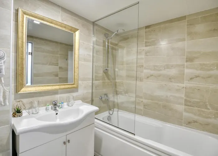 Hotel Alekta - Free Parking Varna