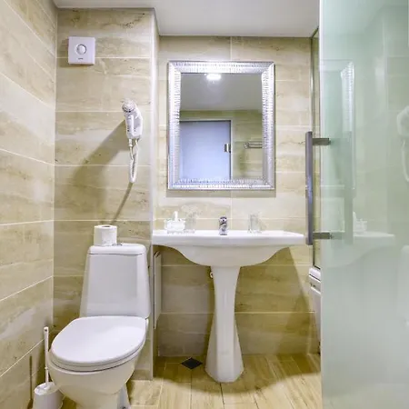 Alekta - Free Parking 3* Warna